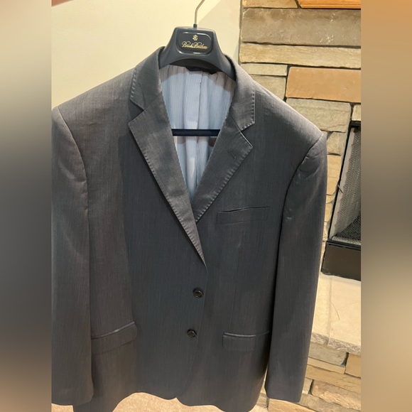 Brooks Brothers gray suit jacket. - Picture 7 of 12